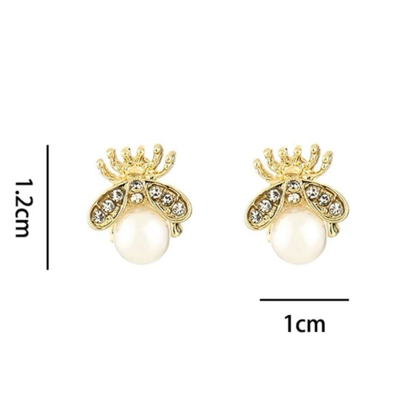 🐝 Stunning Faux Pearl Metallic Rhinestone Bumblebee Bee Stud Earrings 🐝 - Picture 2 of 4